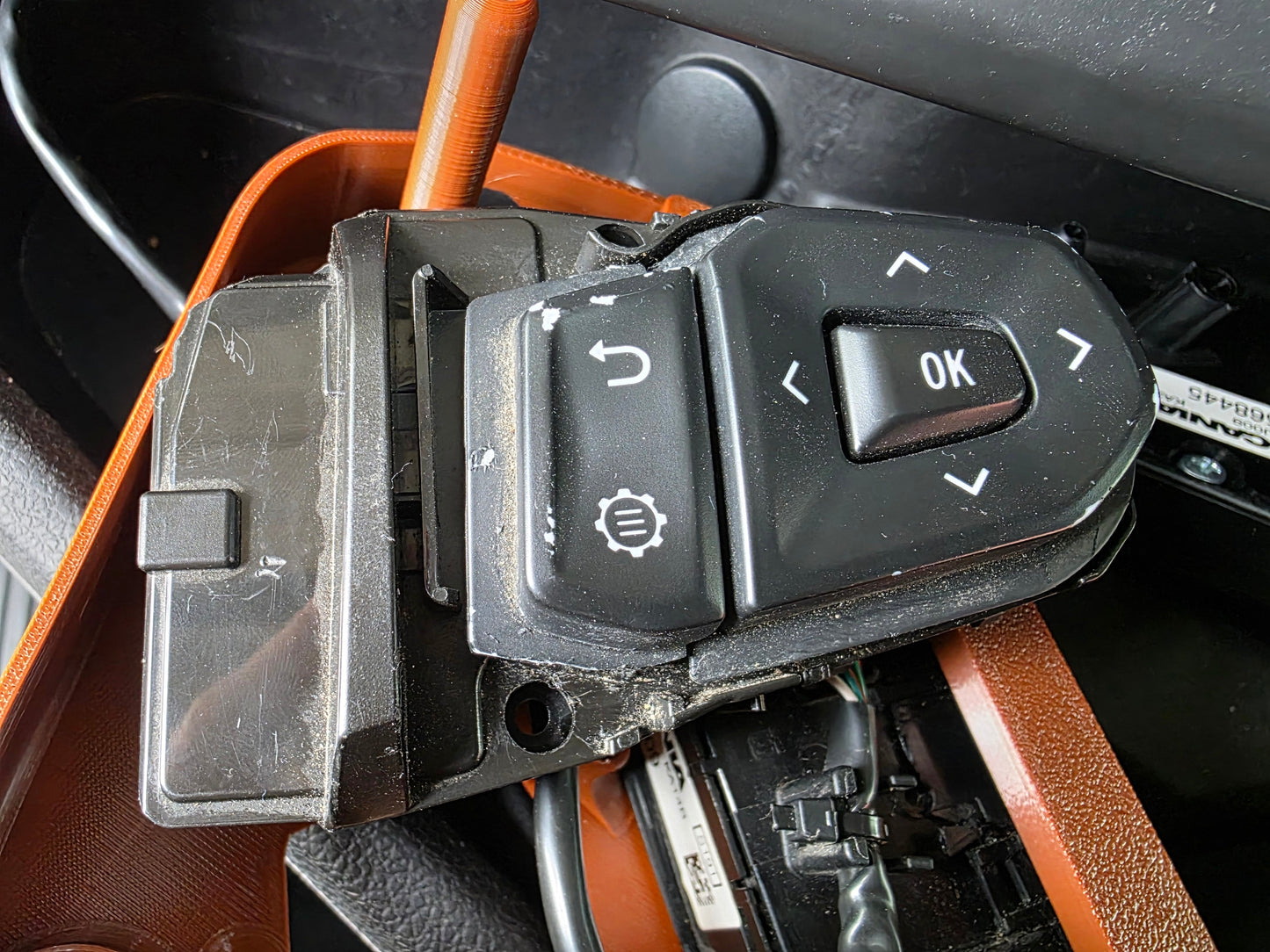 COMMANDES déportées Volant 3 Branches 50cm ou 53cm - Scania Next Génération - Compatibles, NTG, NG